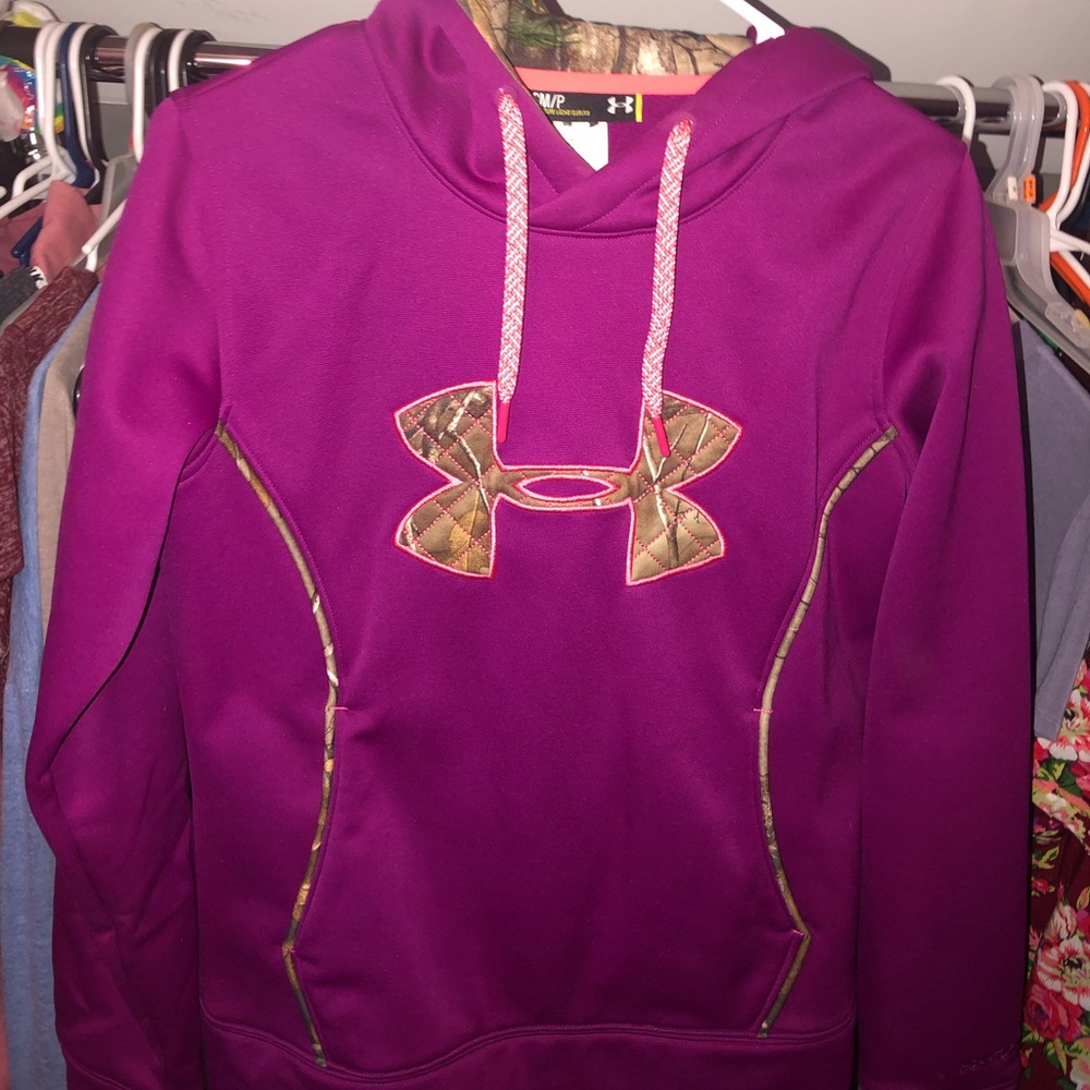 Pink/camo underarmor hoodie